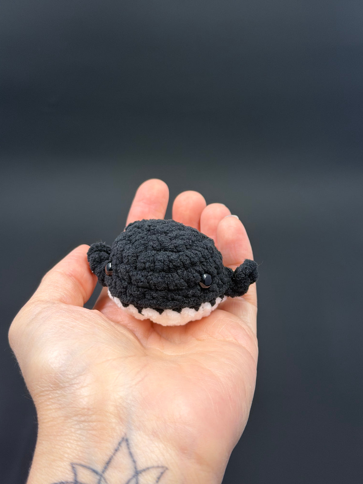 Crochet Whale Plushie | Handmade Amigurumi Whale | Chenille Stuffed Animal | Cute Ocean Keychain or Plush Toy | Mini Ocean Plush