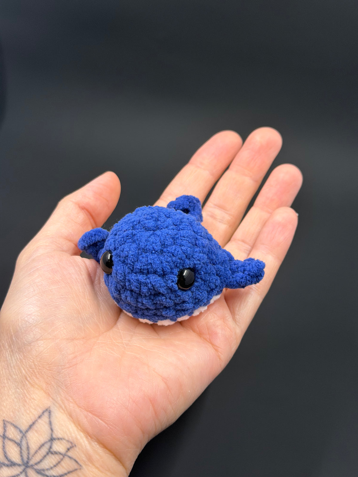 Crochet Whale Plushie | Handmade Amigurumi Whale | Chenille Stuffed Animal | Cute Ocean Keychain or Plush Toy | Mini Ocean Plush