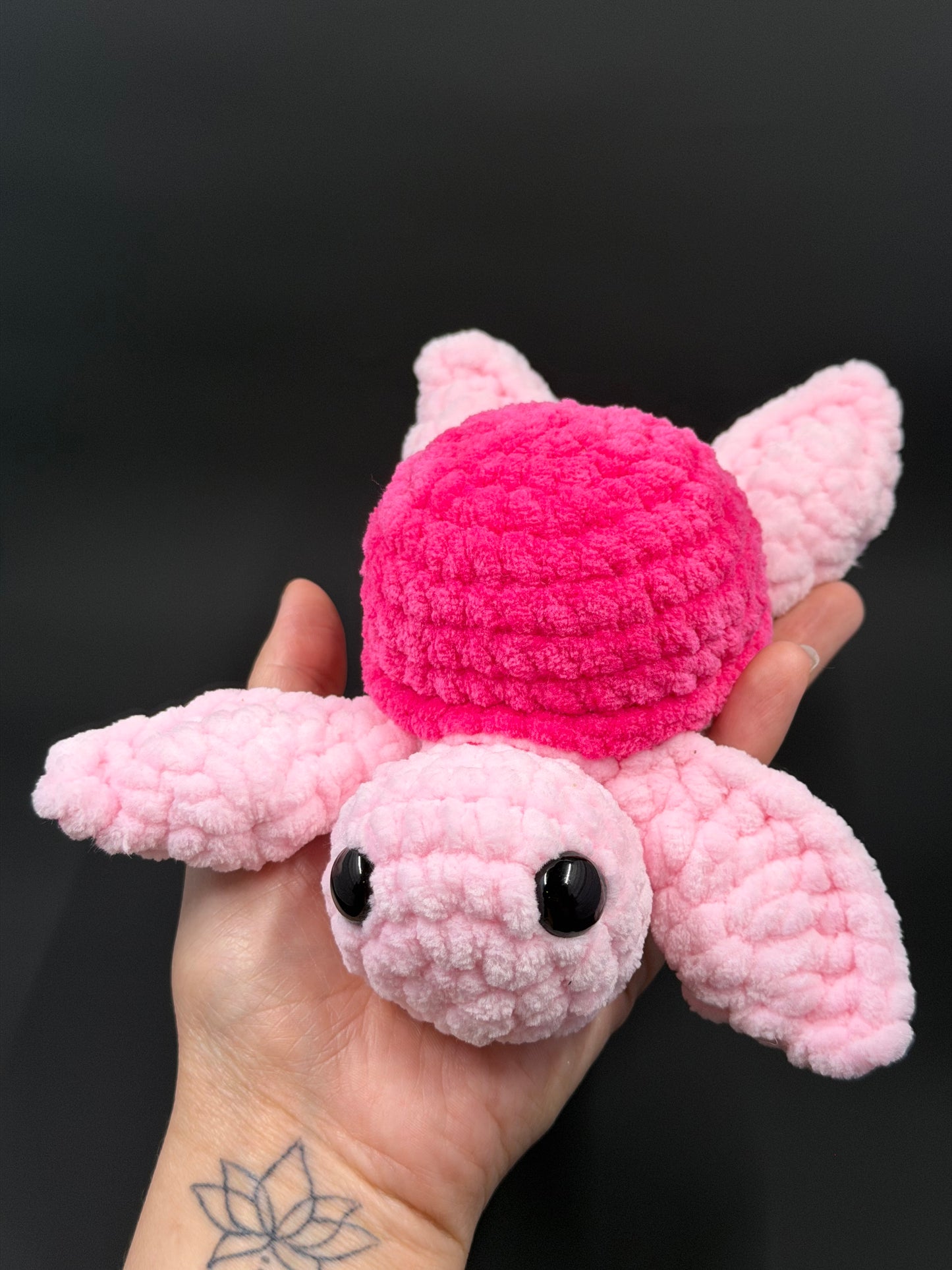 Crochet Sea Turtle Plushie | Handmade Amigurumi Turtle | Chunky Chenille Yarn Stuffed Animal | Cute Keychain or Plush Toy | Limited Batch