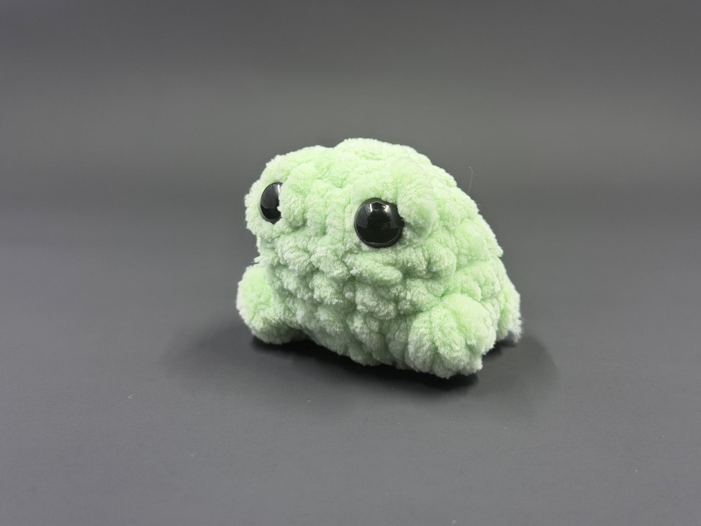 Berry & Mint Chenille Frog Keychain | Handmade Amigurumi Frog Plush | Chunky Chenille Yarn Stuffed Animal | Cute Pocket-Sized Frog Charm